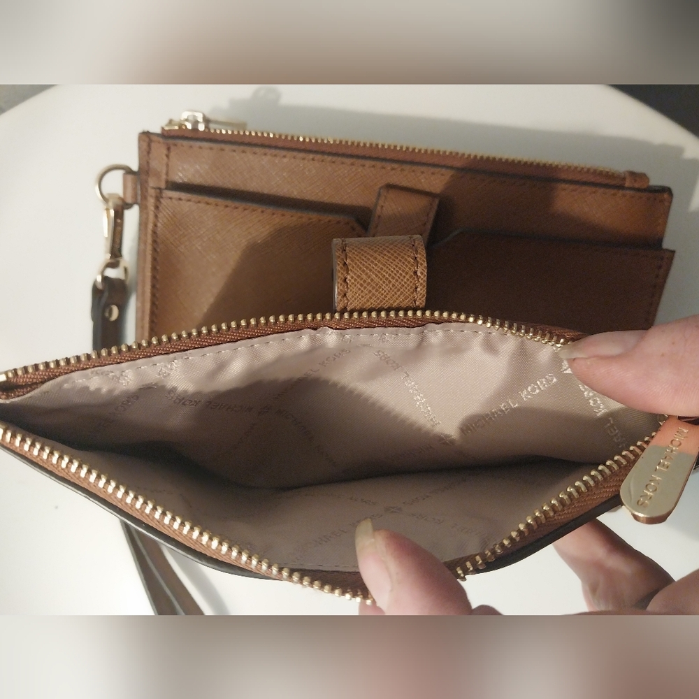 Michael Kors Double Zip Phone Wallet Clutch - Picture 5 of 11